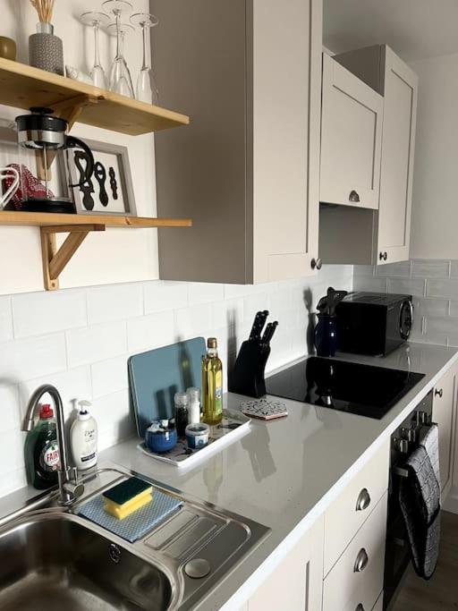 Beach Front Apartment Pwllheli Buitenkant foto