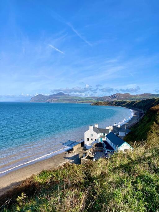 Beach Front Apartment Pwllheli Buitenkant foto